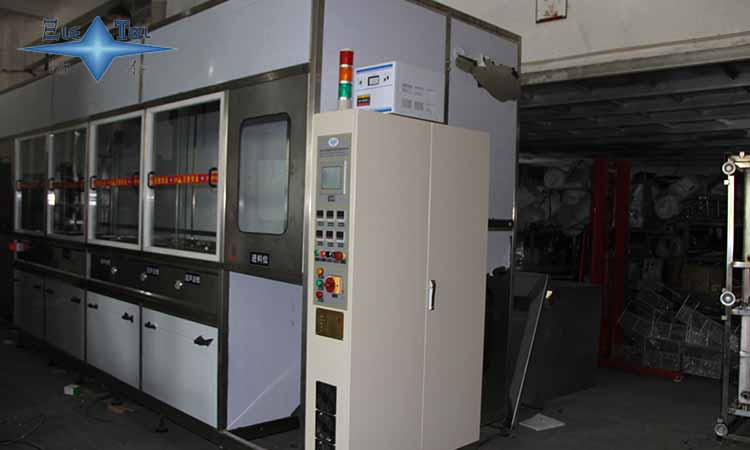 三槽超聲波清洗機(jī)生產(chǎn)廠家哪家好? 三槽超聲波清洗機(jī)生產(chǎn)廠家哪家好?