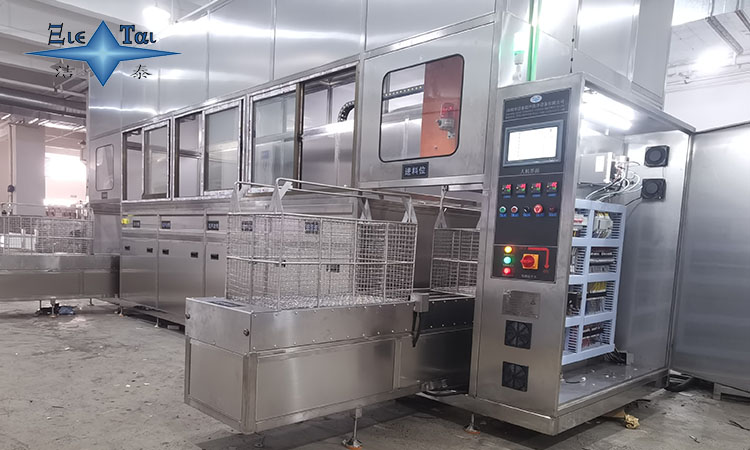 人工清洗效率低、還不穩(wěn)定？是時(shí)候給車間換上這臺(tái)“不知疲倦”的工業(yè)超聲波了——潔泰提供各類超聲波清洗機(jī)