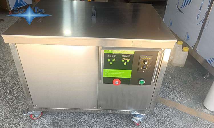 超聲波清洗機廠家｜潔泰：每天花費半小時手工除垢？換它，泡一泡就干凈